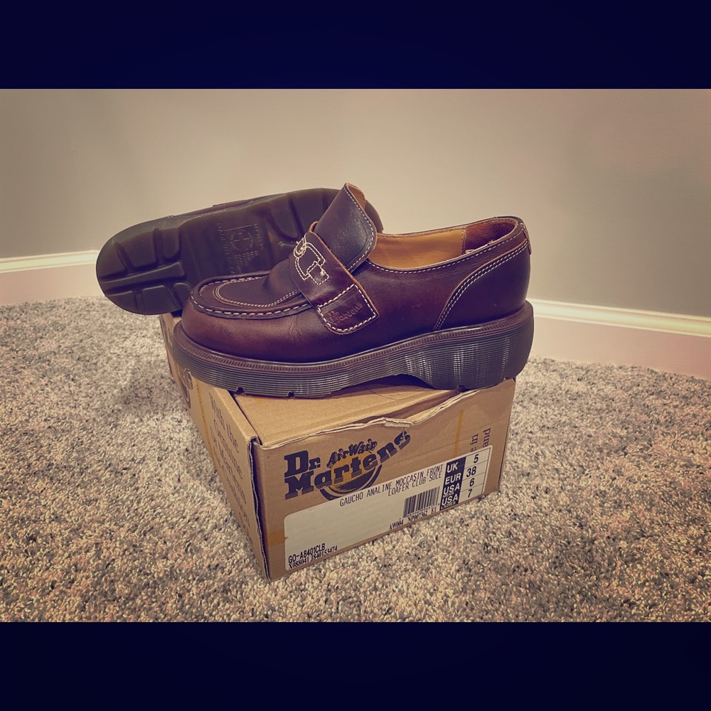 90s Doc Martens Loafers